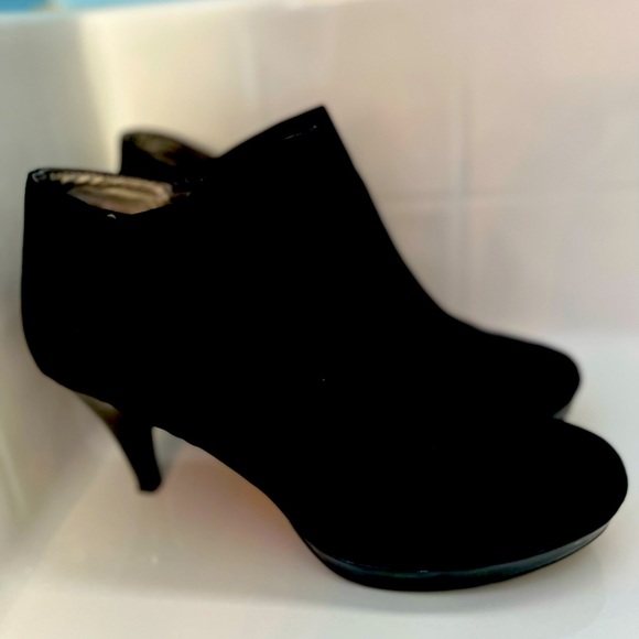 Suede booties - Picture 1 of 2